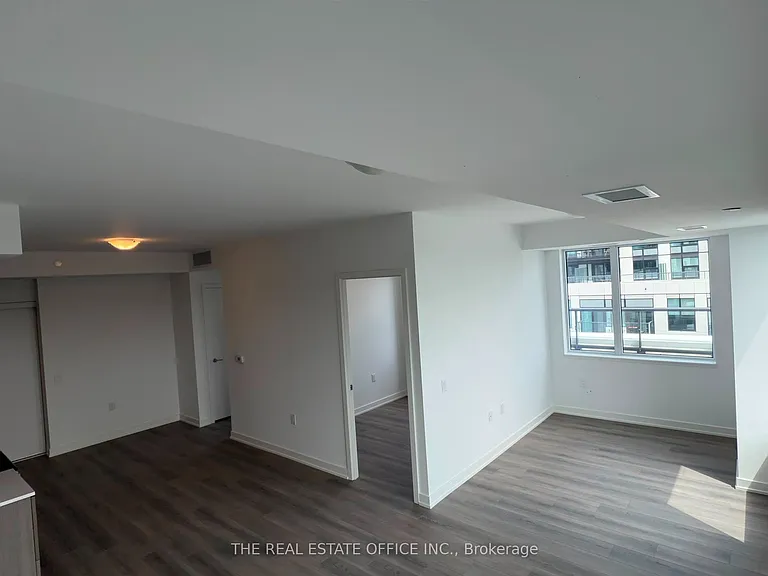 7437 Kingston Rd #905 — Photo 3