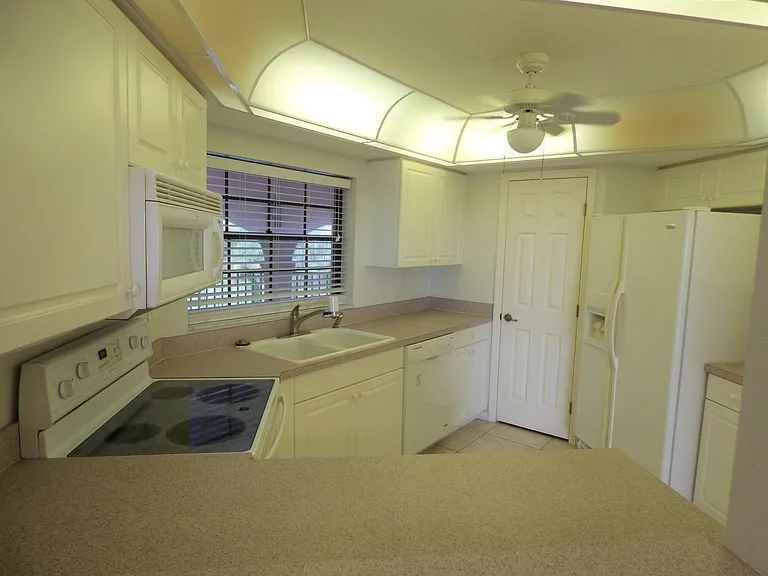 23465 Harborview Rd #234 — Photo 7
