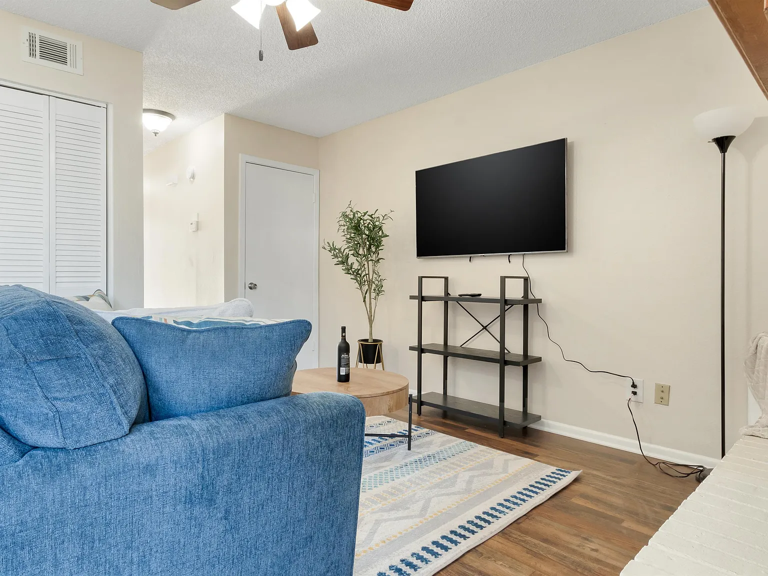 Serendipity Townhomes - 7 — Photo 2