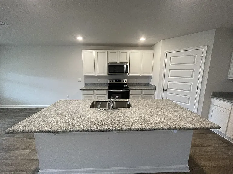 5628 Fulcina Ct — Photo 13