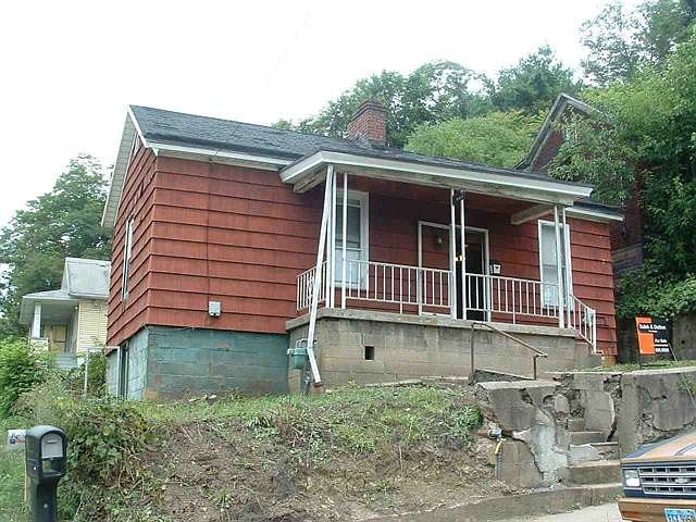 1st image of 4161 Trumbull St