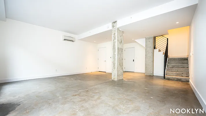 Rented by Nooklyn NYC LLC | media 49