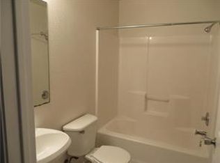 2218 Katy Ln APT D, Georgetown, TX 78626