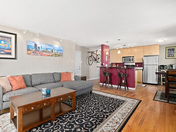 3rd image of 1336 N Logan St APT 403