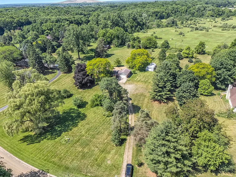 20325 Westview Dr — Photo 56