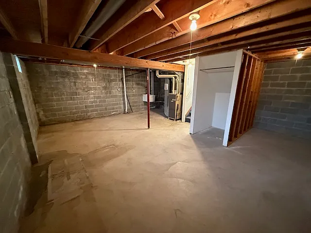 565 Church St — Photo 12