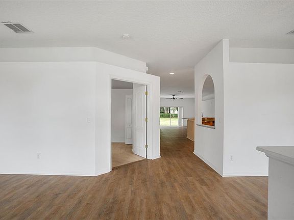 2nd image of 9614 Bay Pine Ln