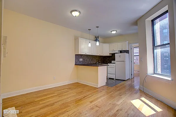 Rented by Citi Habitats | media 6