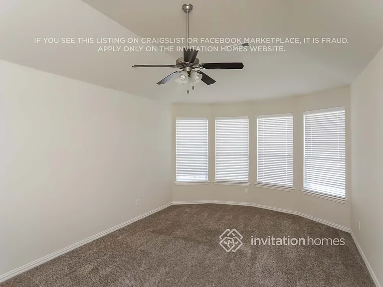 1014 Finsbury Ln — Photo 8