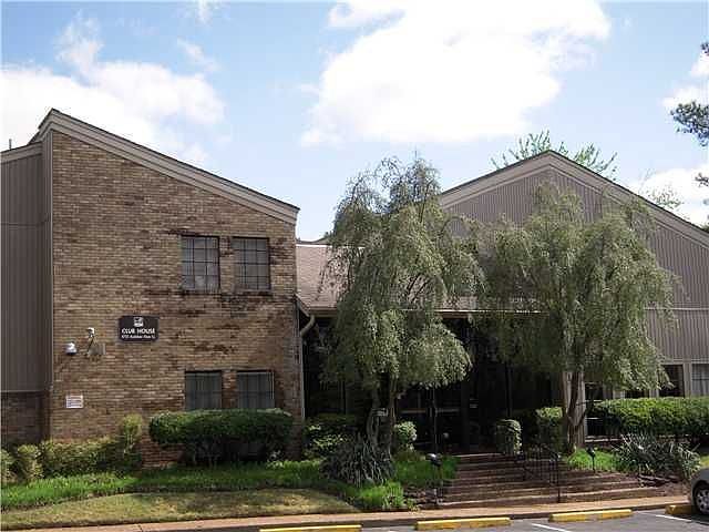 1st image of 833 Thistledown Dr #1