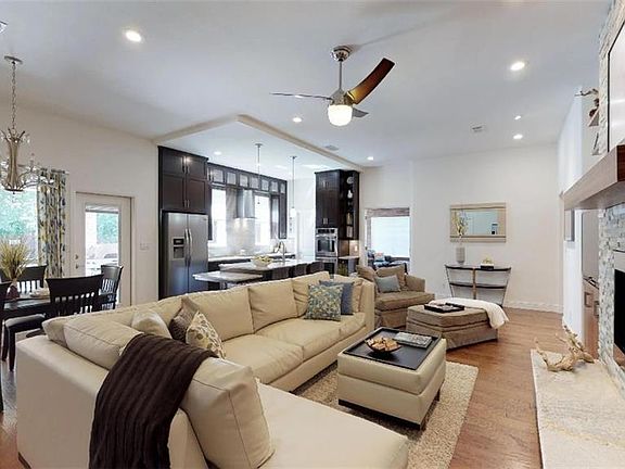 2nd image of 104 Timber Lake Ln