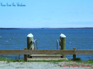 204 Mount View Ave, North Kingstown, RI 02852