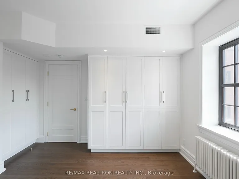 2 Clarendon Ave #206 — Photo 11