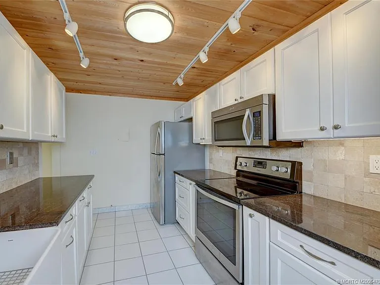 10044 S Ocean Dr #1202 — Photo 15
