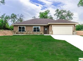 204 Great Oaks Ct, La Vernia, TX 78121