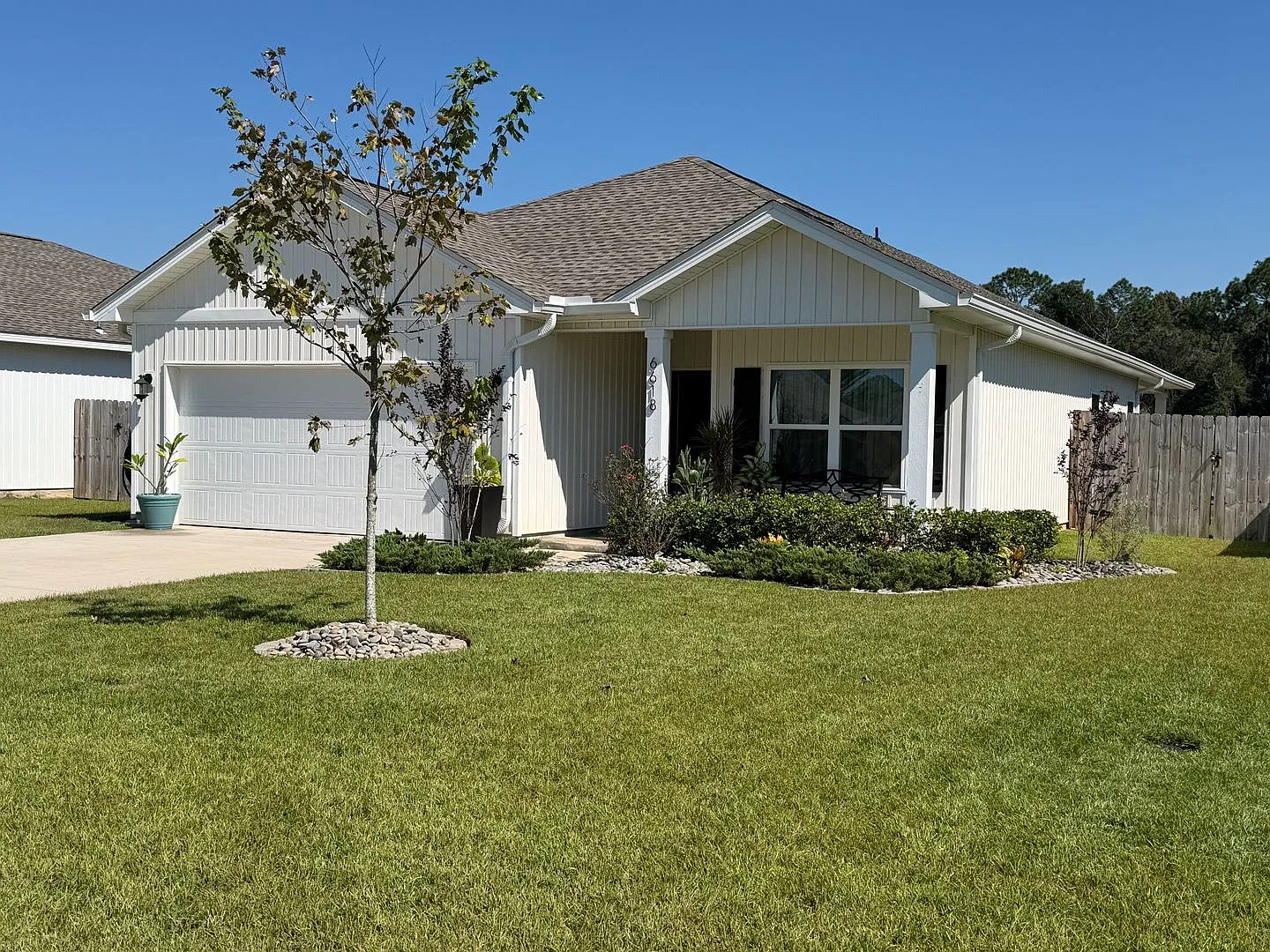 Move-In Ready Pensacola Home with Covered Patio & Fenced Yard — Photo 2
