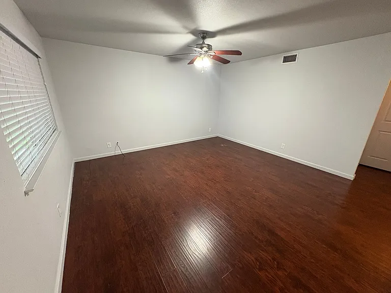 5912 Walerga Rd #1 — Photo 2