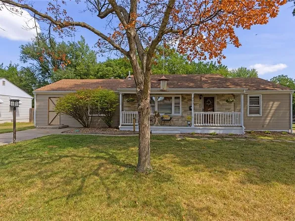 403 15th St, Osawatomie, KS 66064