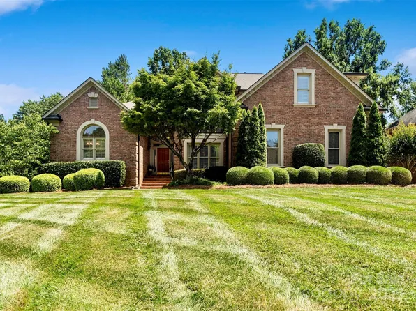 9027 Kirkley Ct, Charlotte, NC 28277