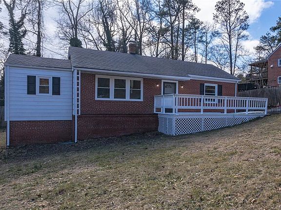 2nd image of 5613 Swan Dr