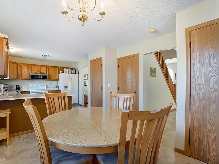 4056 Brookrun Dr — Photo 15