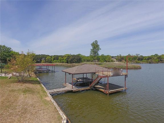 4th image of 2418 Cedarcrest Dr