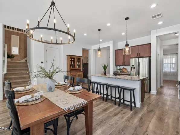 10611 E SIMONE Avenue, Mesa, AZ 85212