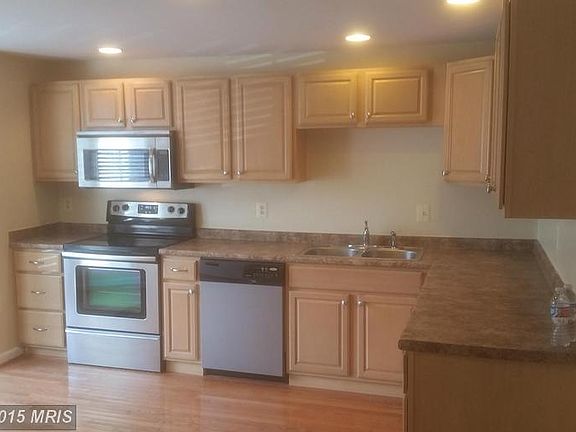 2nd image of 9431 Candleberry Ct