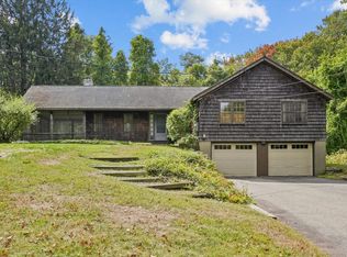 15 School St, Newbury, MA 01922