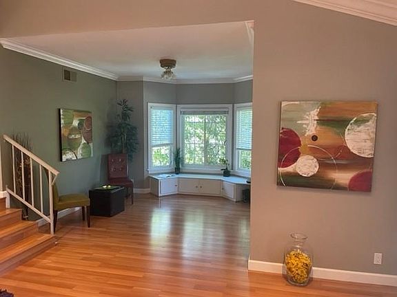 5th image of 430 Costa Mesa Ter