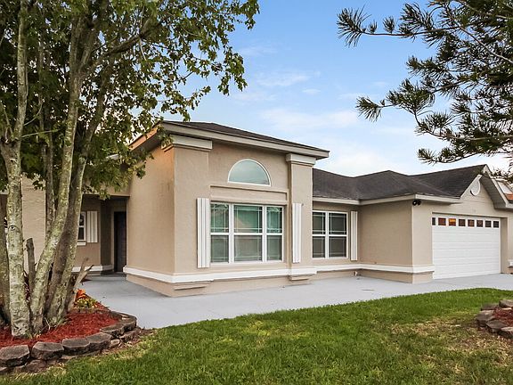 3rd image of 240 Satinwood Cir