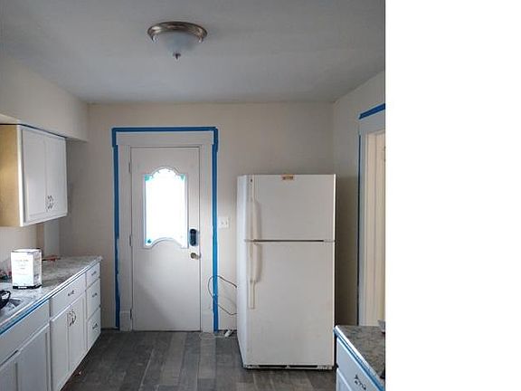 3rd image of 1816 Larchmont Ave NE