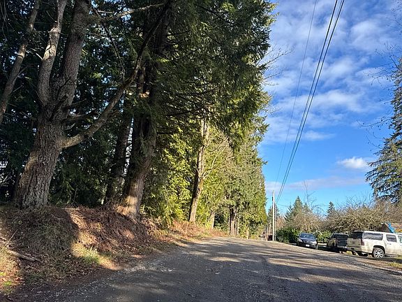 4th image of 17233 SE 228th St