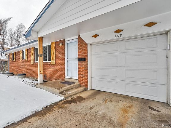 3rd image of 1419 S Brentwood Way
