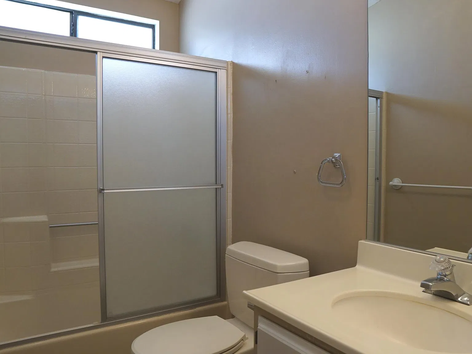 2 bed, 1748 sqft, $2,150 — Photo 3