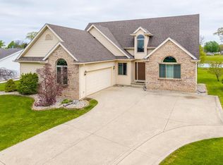 1005 S Hamsher St, Garrett, IN 46738