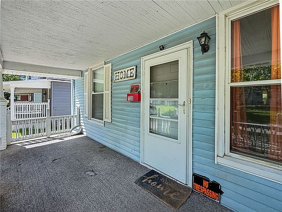 4th image of 1536 E Main St