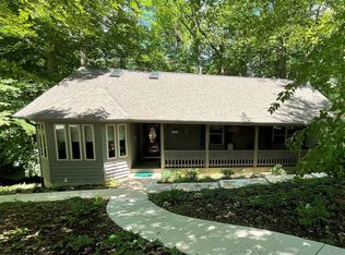 1130 Cherokee Rd, Byrdstown, TN 38549