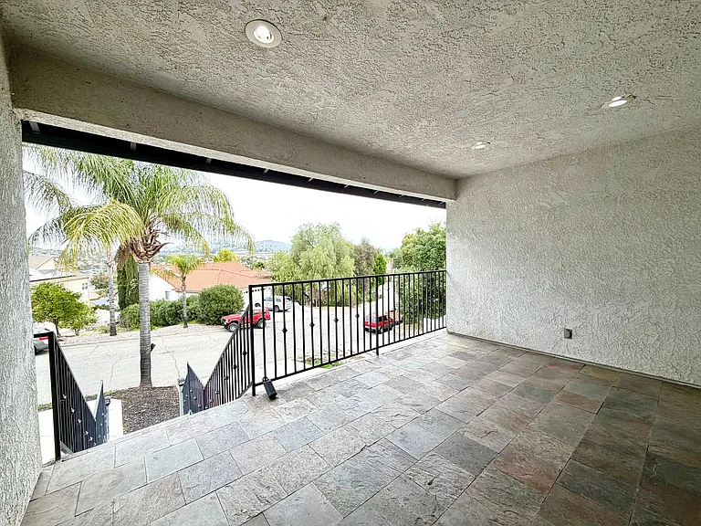 23775 Cruise Circle Dr — Photo 3