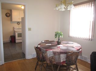 307 S Main St, Pardeeville, WI 53954