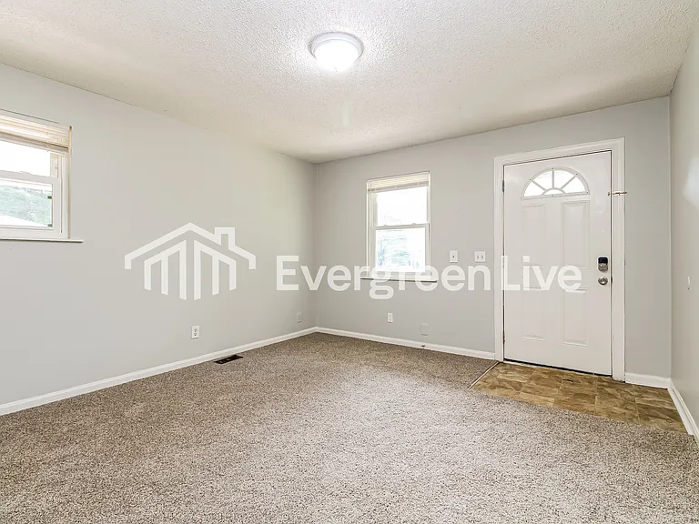 2357 Coco Rd — Photo 2