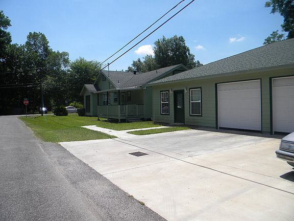 4th image of 4010 Avenue B