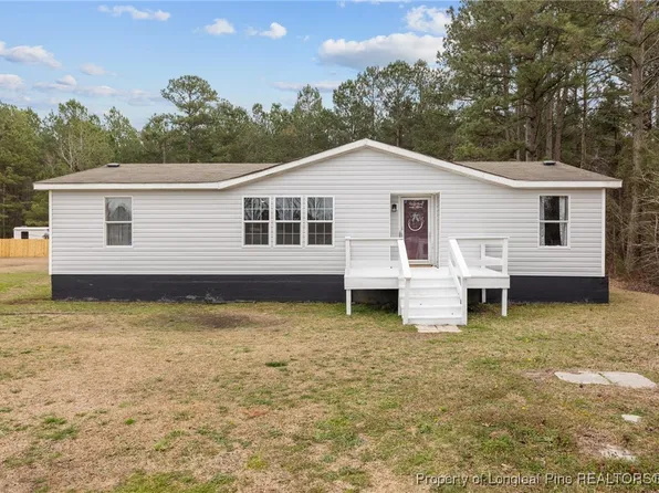 2310 Burris Dr, Saint Pauls, NC 28384