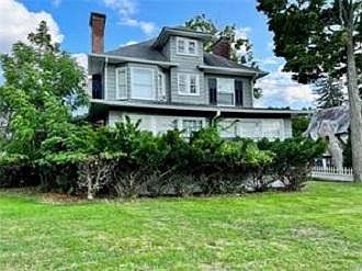 2nd image of 84 Highland Ave