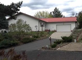 1009 Seven Bays Rd, Seven Bays, WA 99122