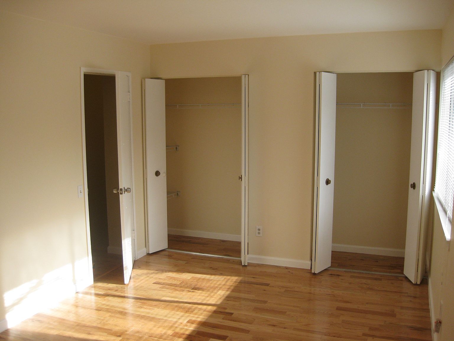 9504 Marston Ln, Montgomery Village, MD 20886 Zillow