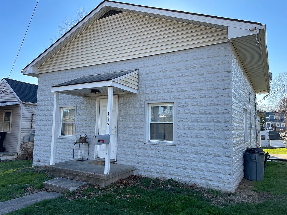 1st image of 1019 Pine St