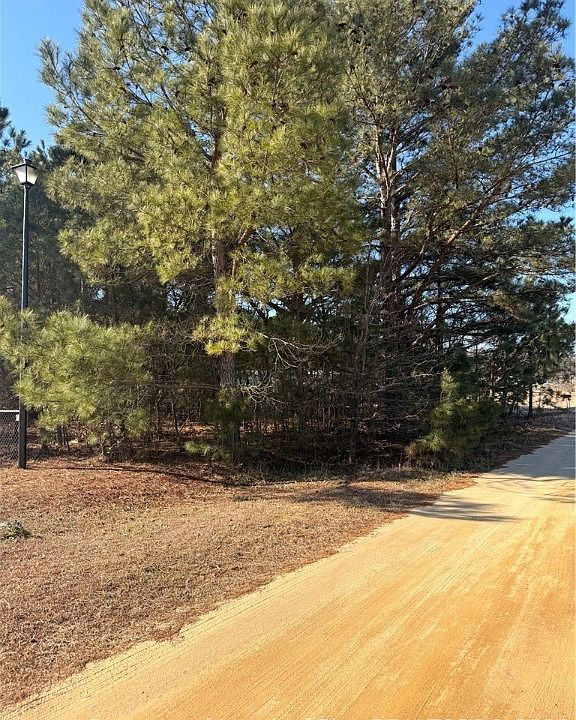 2nd image of Brownestone Ln