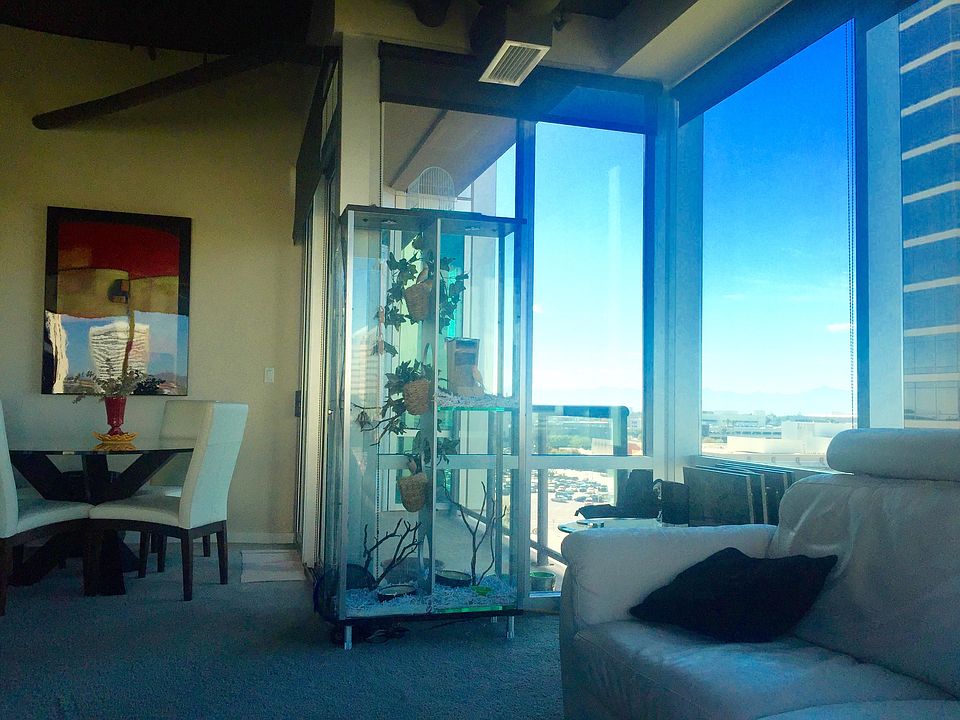 2nd image of 1 E Lexington Ave Unit 609