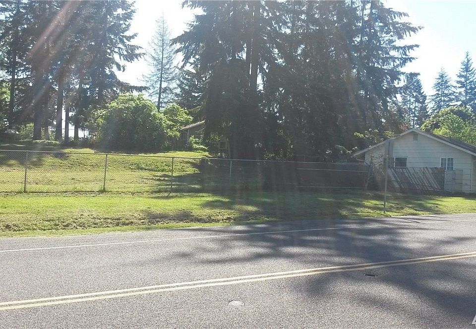 1st image of 4907 216th Pl SW